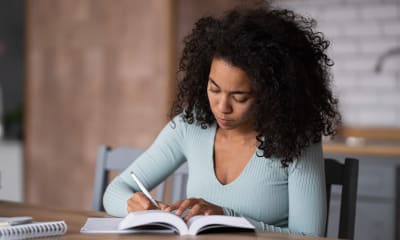 Best Economics Bachelor’s Programs